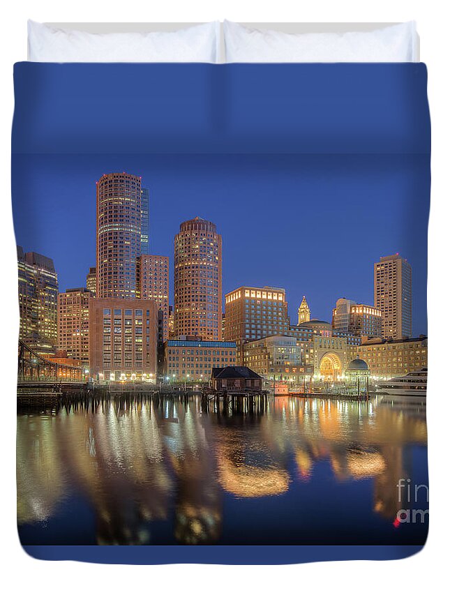 Clarence Holmes Duvet Cover featuring the photograph Boston Harbor and Skyline Morning Twilight V by Clarence Holmes