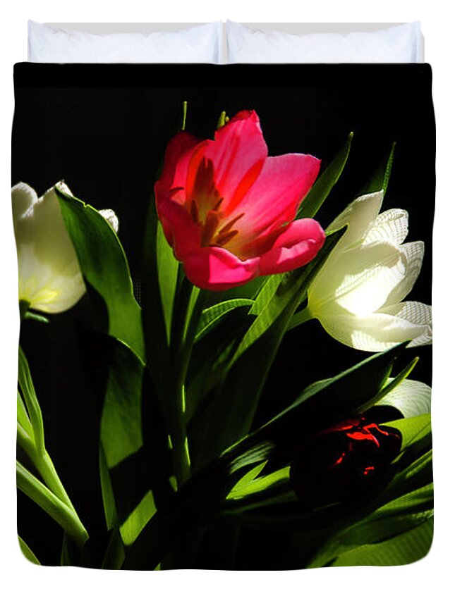 Tulips Duvet Cover featuring the photograph Bouquet of Tulips by Wolfgang Stocker