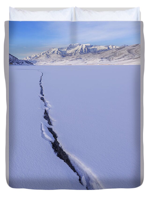 Breaking Ice Duvet Cover featuring the photograph Breaking Ice by Chad Dutson