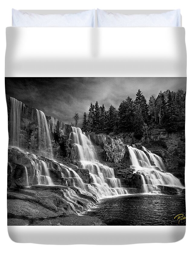  Duvet Cover featuring the photograph Brooding Gooseberry Falls by Rikk Flohr