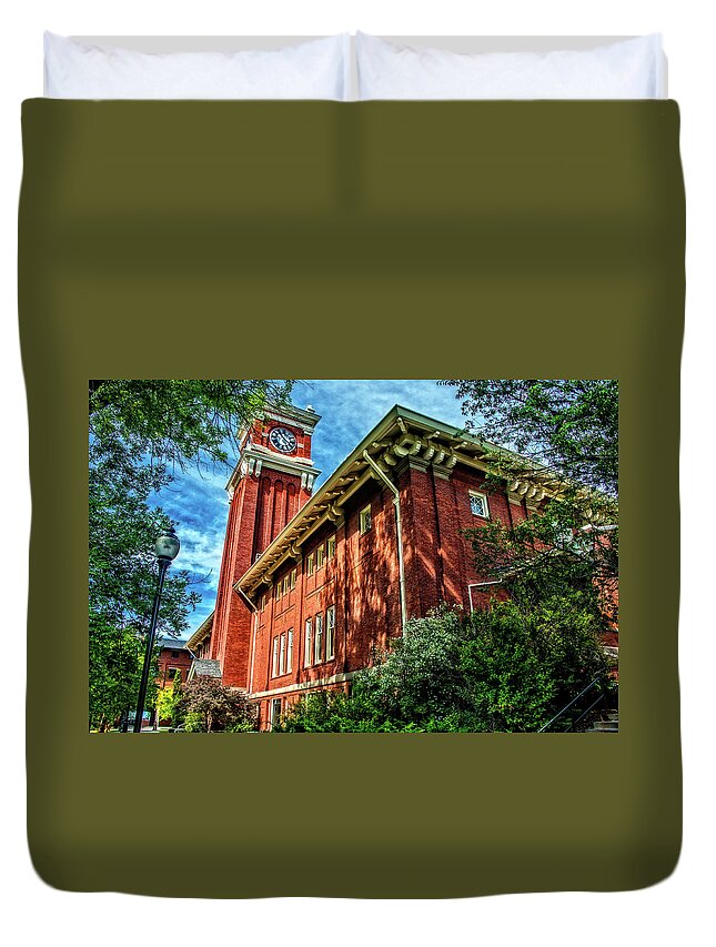 Wsu Duvet Cover featuring the photograph Bryan Hall in the trees by Ed Broberg