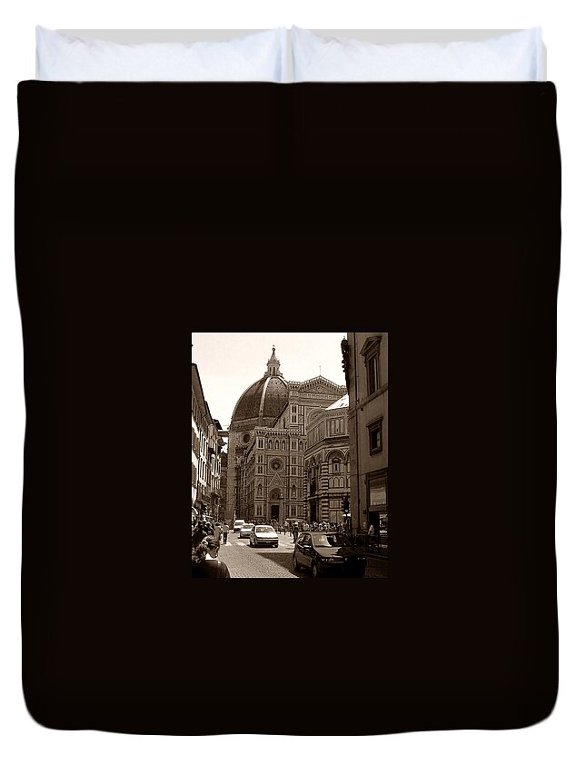 Architecture Duvet Cover featuring the photograph Bustling Firenze by Steven Myers