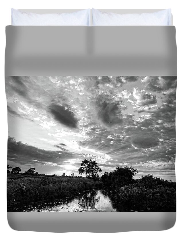 Sunset Duvet Cover featuring the photograph Butler County Sunset BNW 2 by Bonfire Photography