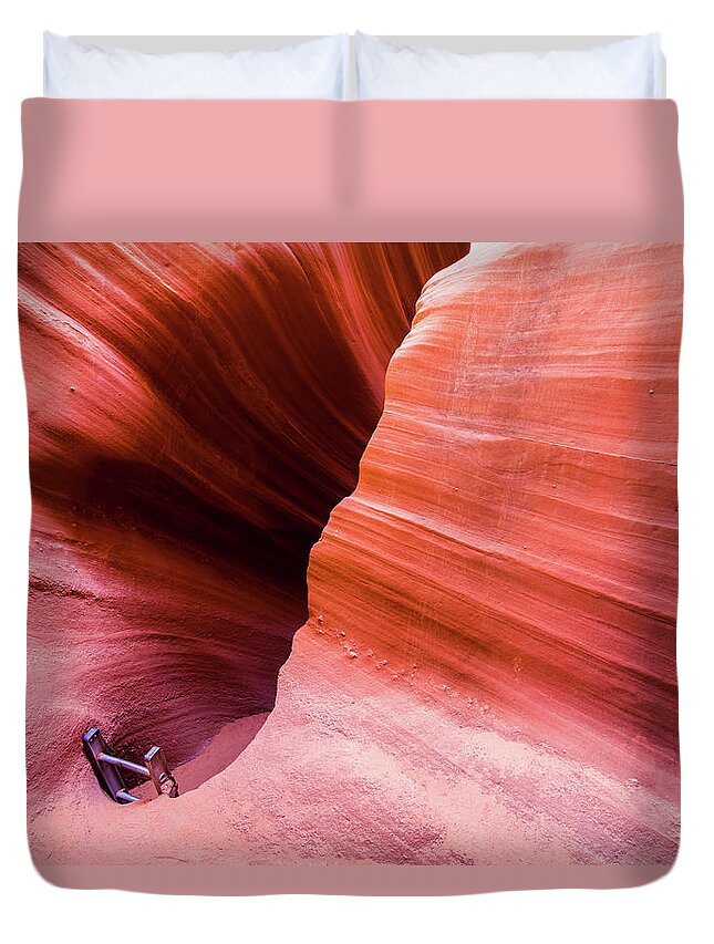 Rattlesnake Canyon Duvet Cover featuring the photograph Canyon Ladder by Stephen Holst