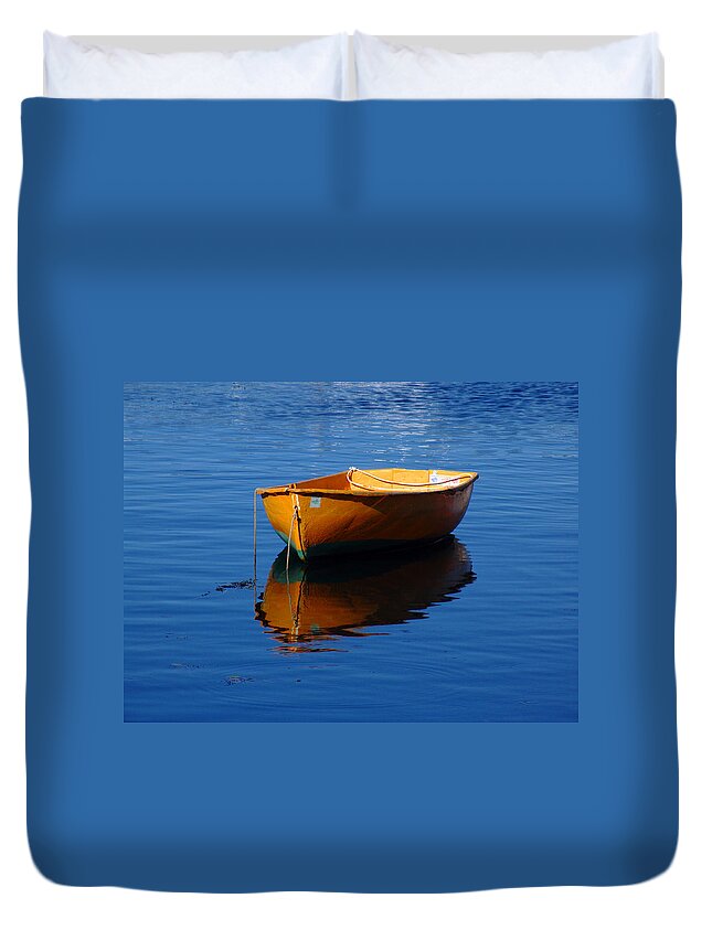 Lightjet Print Duvet Cover featuring the photograph Cape Ann Dinghy by Juergen Roth