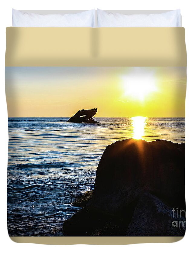 Cape May Duvet Cover featuring the photograph Catching the Sun by Colleen Kammerer