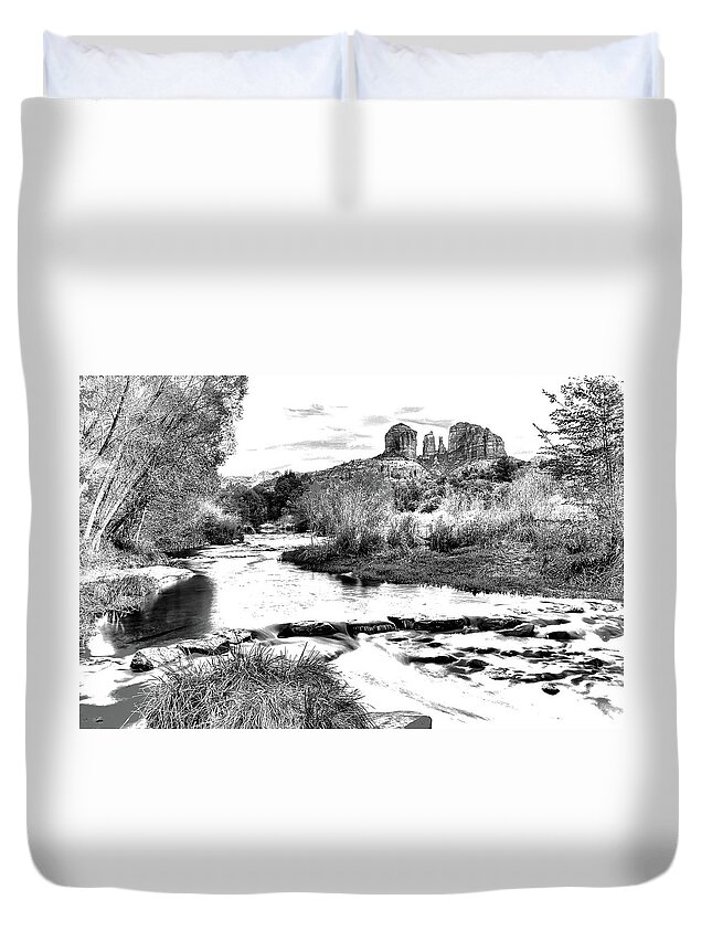 Abstract Duvet Cover featuring the photograph Cathedral Rock by Bruce Bonnett