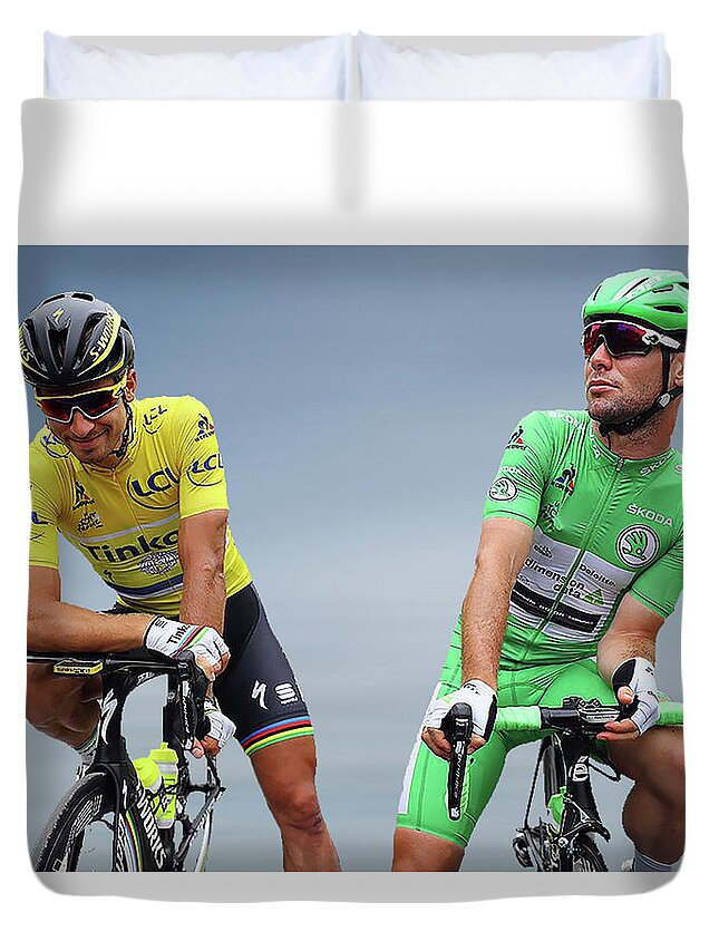 Mark Cavendish Duvet Cover featuring the photograph Cavendish v Sagan 1 by Smart Aviation