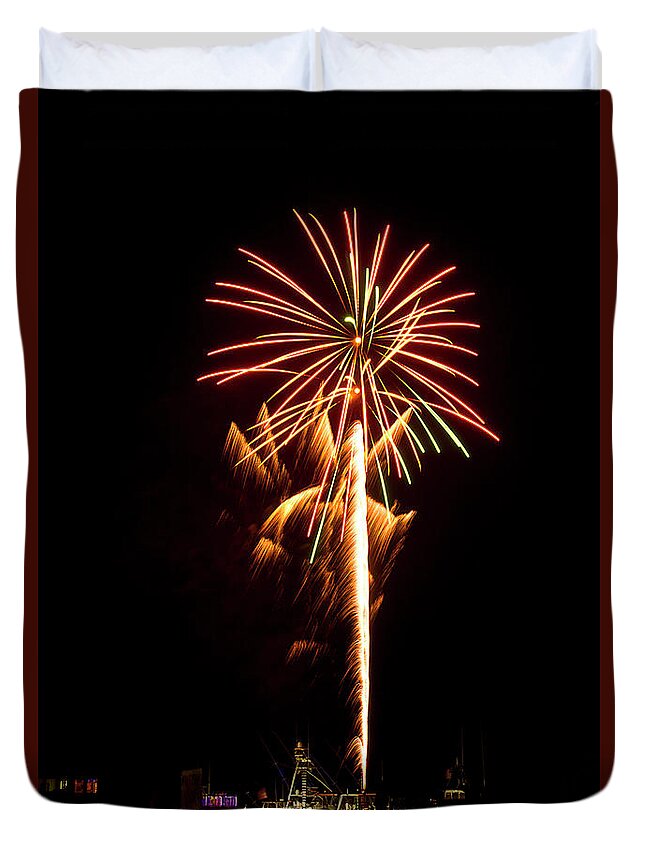 Fireworks Duvet Cover featuring the photograph Celebration Fireworks by Bill Barber