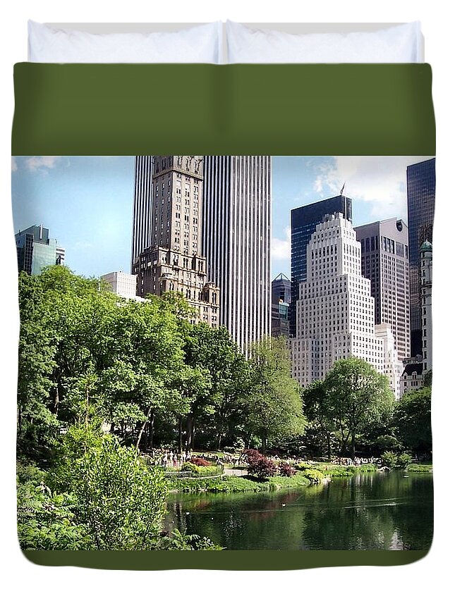 New York Duvet Cover featuring the photograph Central Park by Bruce Lennon