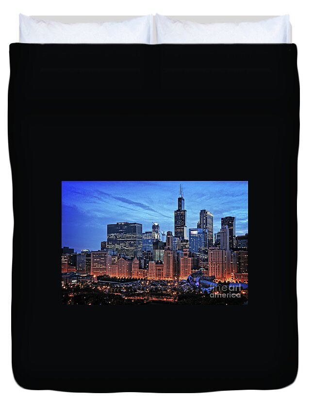 Chicago Duvet Cover featuring the photograph Chicago at night by Bruno Passigatti
