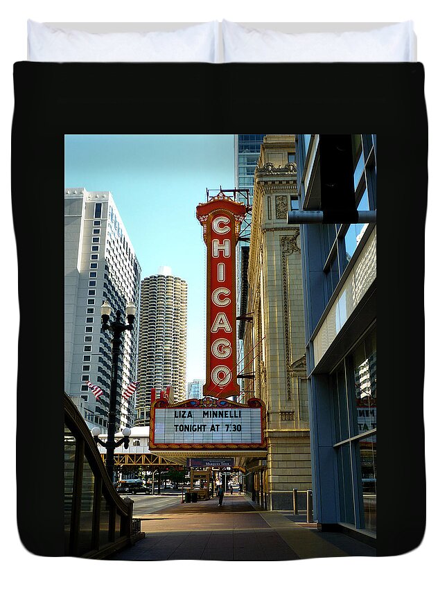 Chicago Theater Marquee Duvet Cover featuring the photograph Chicago Theater - 1 by Ely Arsha