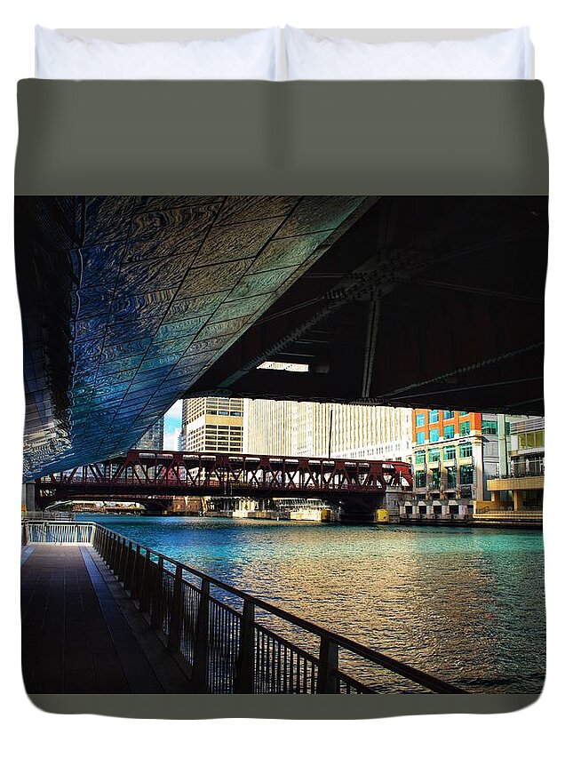 Chicago Duvet Cover featuring the photograph Chicago Water by Joseph Caban