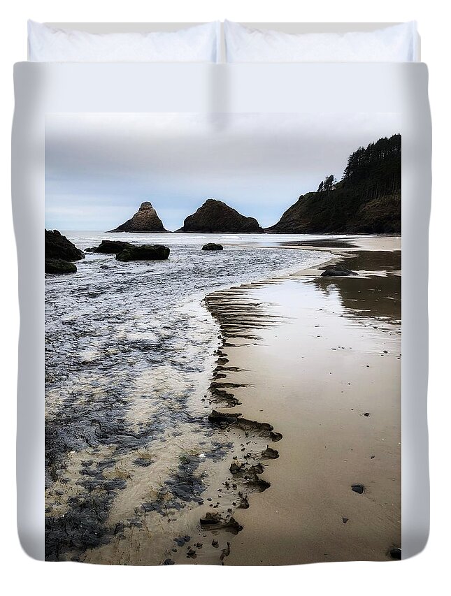 Chiseled Sand Duvet Cover featuring the photograph Chiseled Beach by Bonnie Bruno