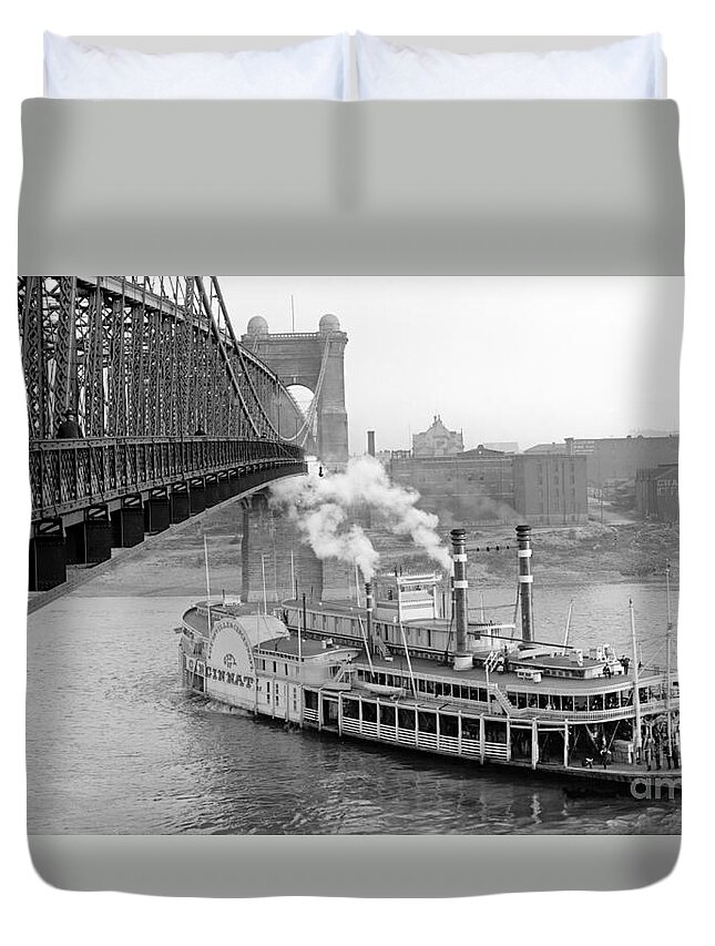 Cincinnati Suspension Bridge And Steamboat 1906 Bw Duvet Cover featuring the photograph Cincinnati Suspension Bridge and Steamboat 1906 BW by Padre Art