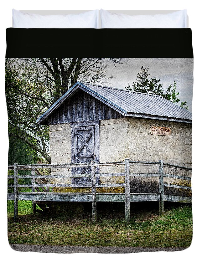 2d Duvet Cover featuring the photograph Circa 1910 Ice House by Brian Wallace