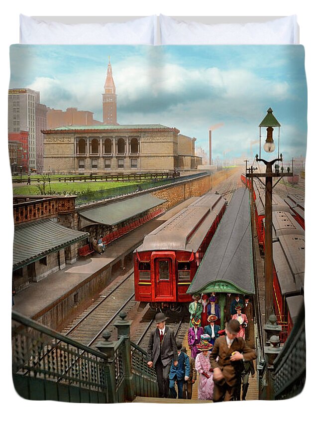 Color Duvet Cover featuring the photograph City - Chicago - The Van Buren Street Station 1907 by Mike Savad