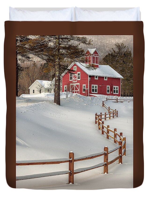 Barn Duvet Cover featuring the photograph Classic Vermont Barn by Rod Best