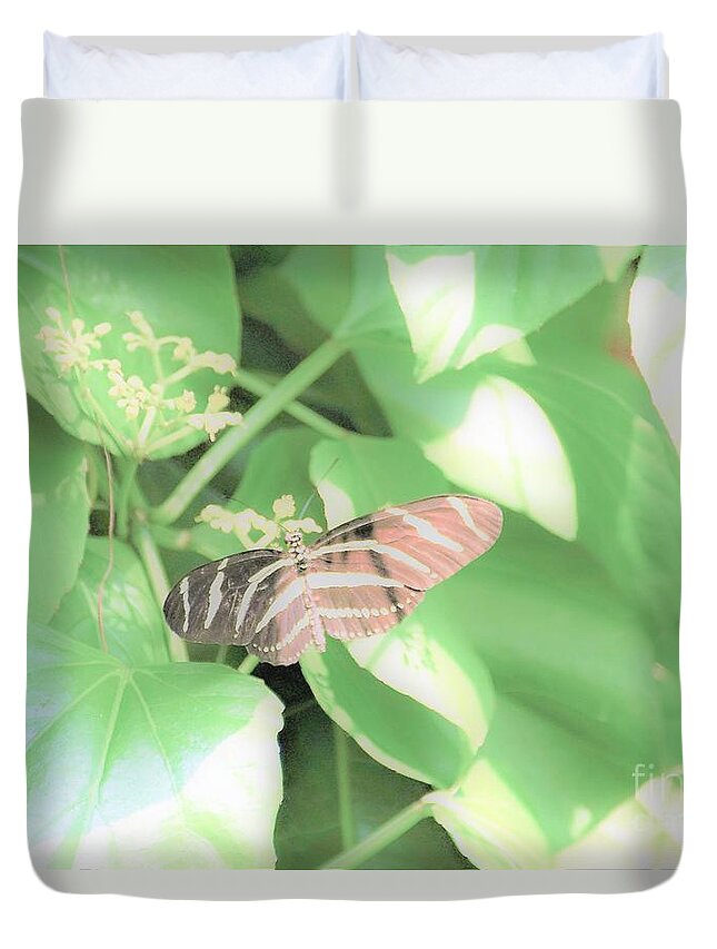 Cleveland Ohio Butterfly Duvet Cover featuring the photograph Cleveland Butterflies4 by Merle Grenz