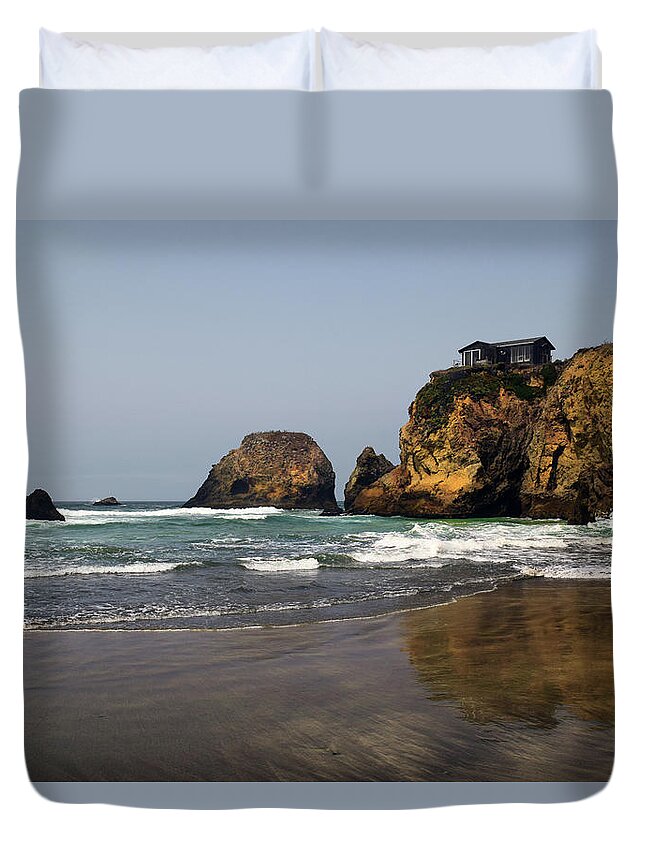 Cliff House Duvet Cover featuring the photograph Cliff House by Frank Wilson
