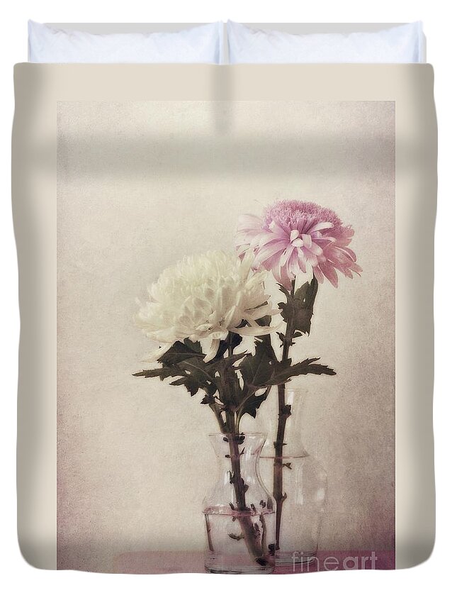 Daisy Duvet Cover featuring the photograph Closely by Priska Wettstein