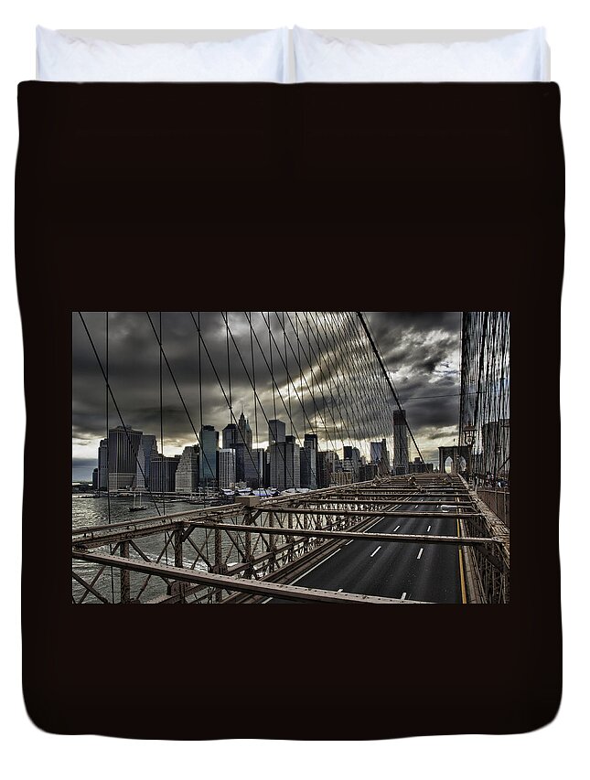 Architektur Duvet Cover featuring the photograph Clouds over Manhattan by Andreas Freund