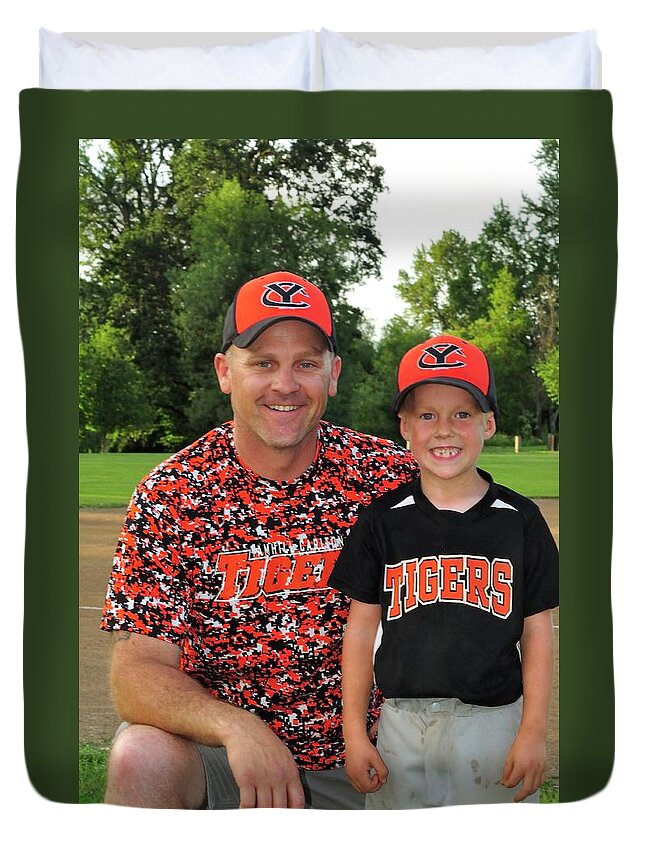  Duvet Cover featuring the photograph Coach Sodorff and Cody 9740 by Jerry Sodorff