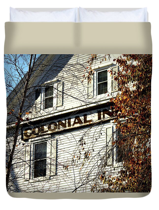 Maine Duvet Cover featuring the photograph Colonial Inn by Mark Alesse