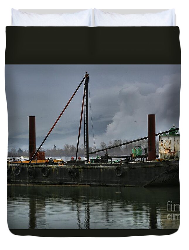 Tug Boat Duvet Cover featuring the photograph Columbia River Gorge Tug Boat by Adam Jewell