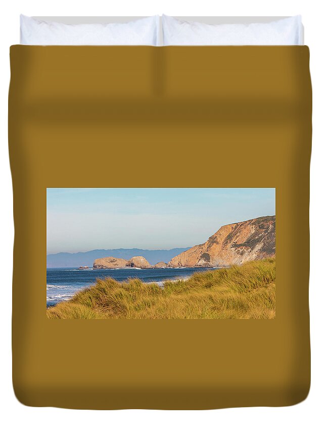 Ocean Duvet Cover featuring the photograph Cool Breeze by Kevin Dietrich