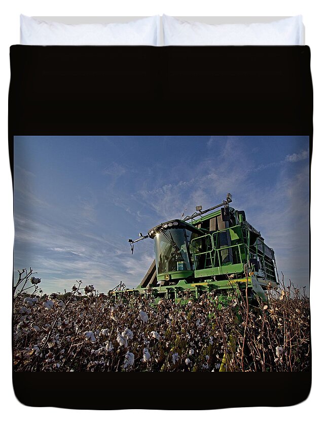 Ag Duvet Cover featuring the photograph Cotton Pickin by David Zarecor