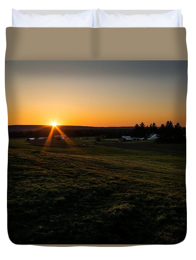 Landscape Duvet Cover featuring the photograph Country Sunset by Chris Bordeleau