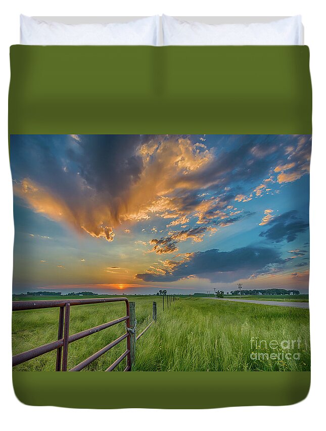 Sunset Duvet Cover featuring the photograph Countryside sunset by Ron Miles Jr