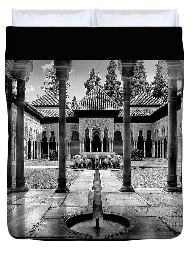 The Alhambra Duvet Cover featuring the photograph Court of the lions BW by Guido Montanes Castillo