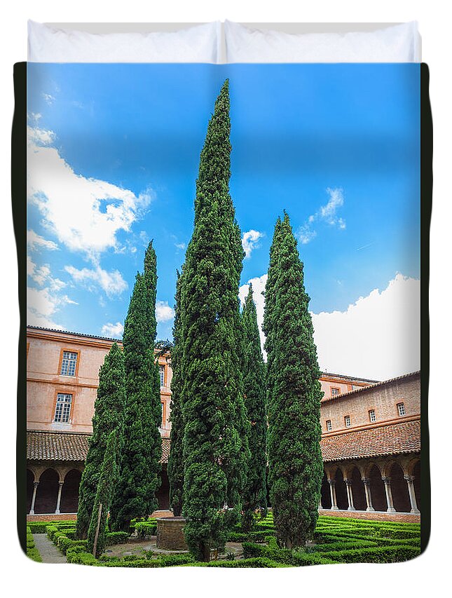 Arches Duvet Cover featuring the photograph Courtyard insde Eglise des Jacobins or Church of the Jacobins by Semmick Photo