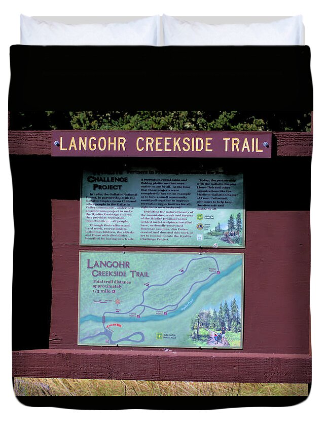 Walking Duvet Cover featuring the photograph Creekside Trail by Scott Carlton