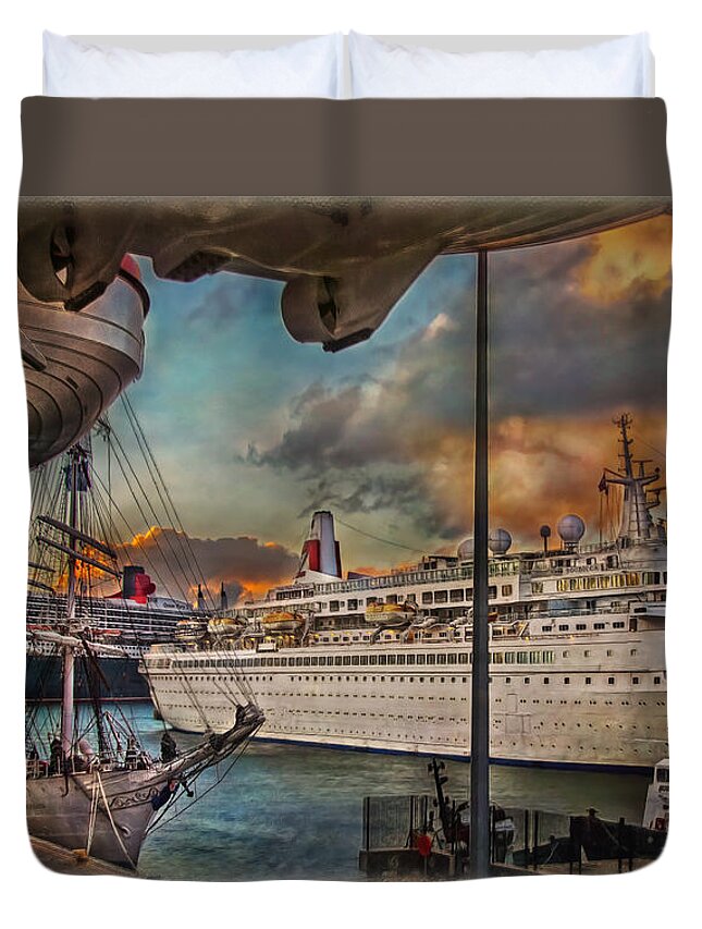 Cruise Duvet Cover featuring the photograph Cruise Port by Hanny Heim