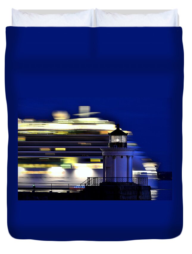 Bug Light Duvet Cover featuring the photograph Cruise Ship at Bug Light by Colleen Phaedra