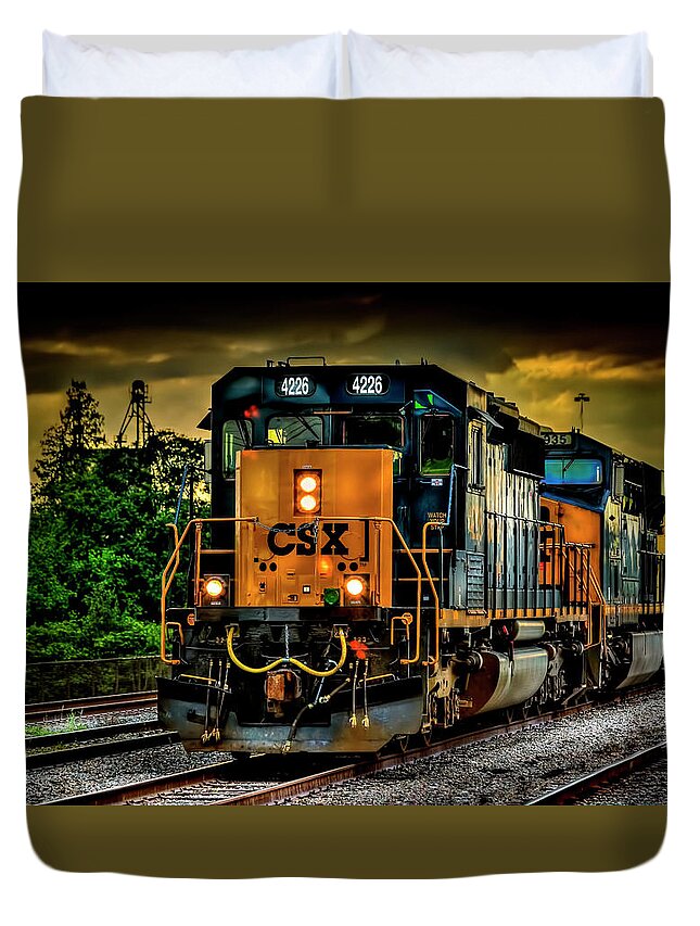 Csx Duvet Cover featuring the photograph Csx 4226 by Marvin Spates