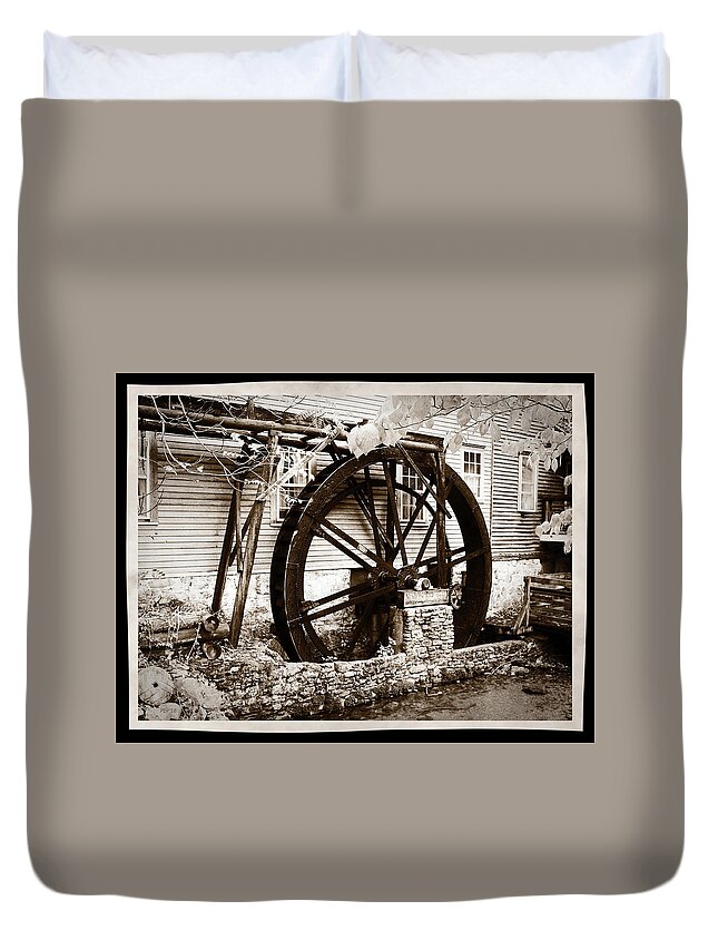 Vintage Photography Duvet Cover featuring the photograph Cumberland Gap Old Mill House by Phil Perkins