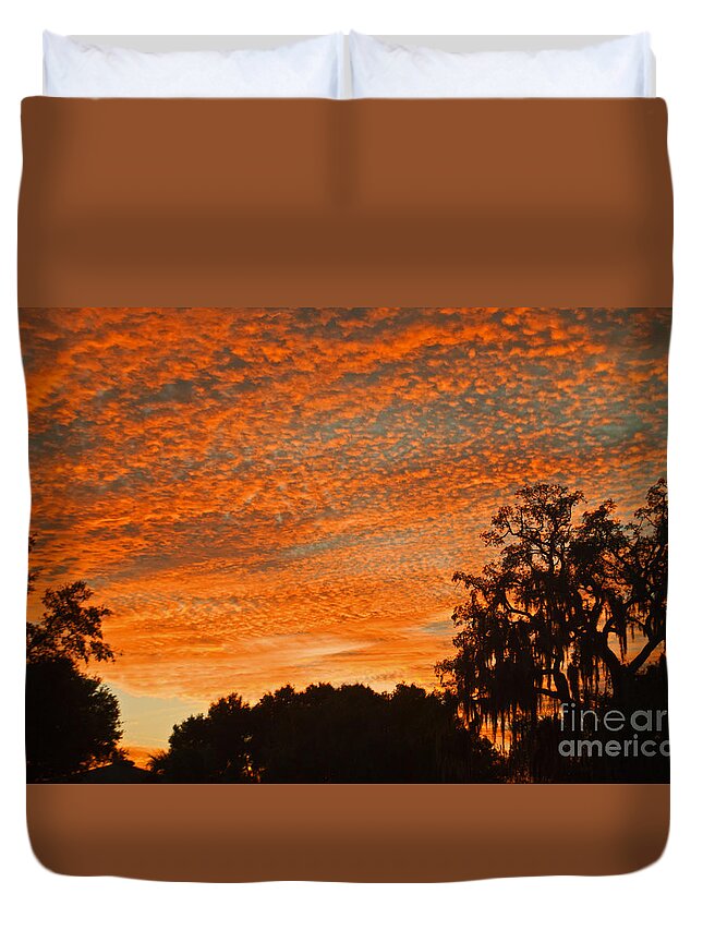 Florida Duvet Cover featuring the photograph Davenport at Dusk by George D Gordon III