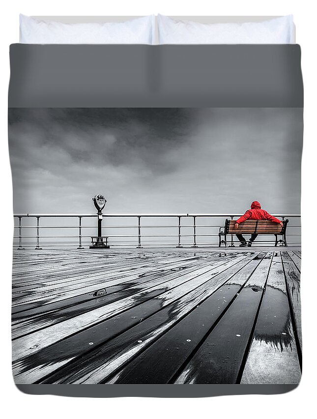 Sitting Duvet Cover featuring the photograph Waiting for Winter by John Randazzo