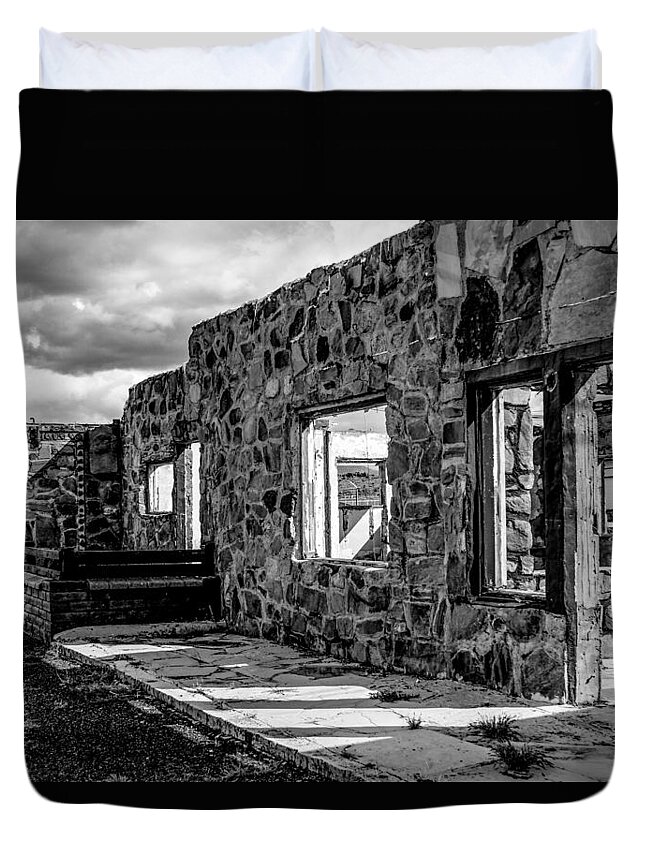 Bonnie Follett Duvet Cover featuring the photograph Desert Lodge BW by Bonnie Follett