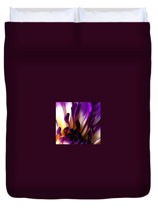 Dahlia Duvet Cover featuring the photograph Desire by Linda Shafer