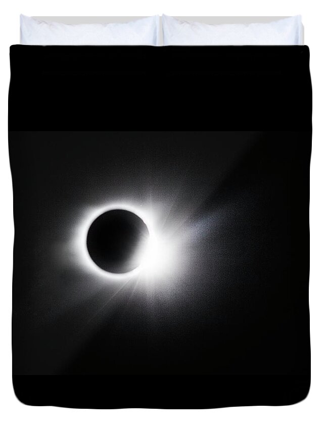 Abstract Duvet Cover featuring the photograph Diamond Ring Effect at the Full Solar Eclipse by Debra and Dave Vanderlaan