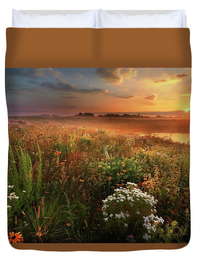 Sunset Duvet Cover featuring the photograph Divine Palette by Rob Blair