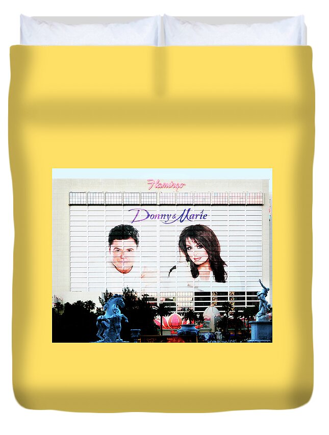 Donny And Marie Osmond Duvet Cover featuring the photograph Donny and Marie Osmond Large Ad on Hotel by Marilyn Hunt