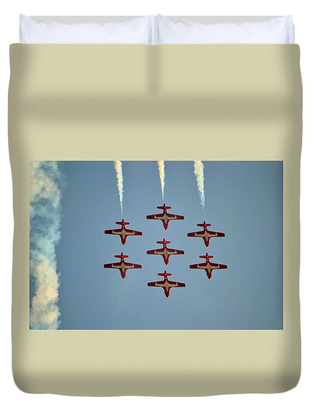 Planes Duvet Cover featuring the photograph Double Diamond Formation by Eileen Brymer