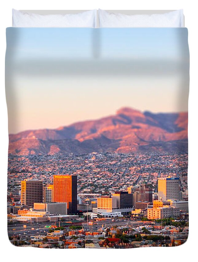 Border Duvet Cover featuring the photograph Downtown El Paso Sunrise by SR Green