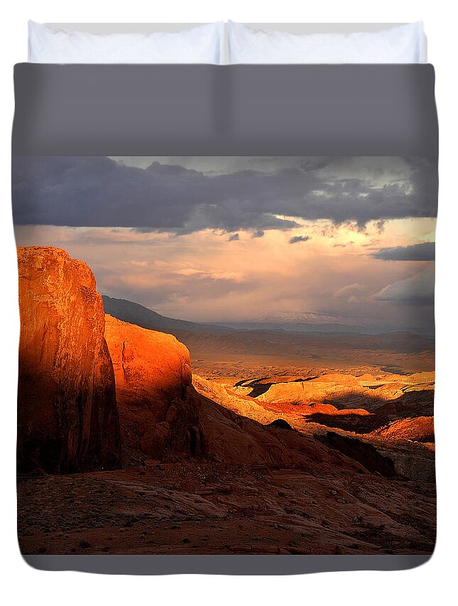 Dramatic Duvet Cover featuring the photograph Dramatic Desert Sunset by Ted Keller